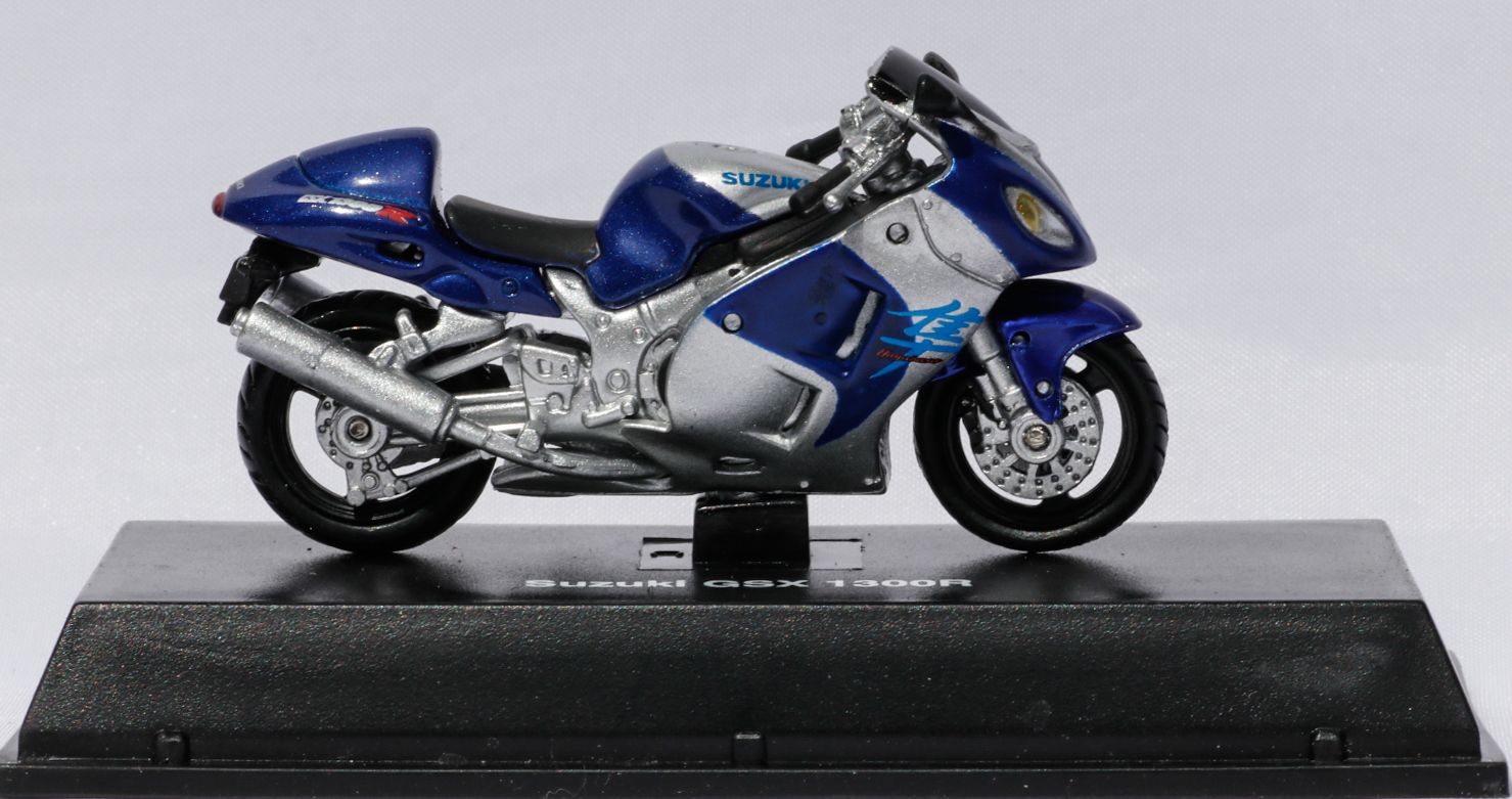 Newray 1-32 Suzuki GSX1300R